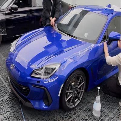سعر جيد 1.52*15m High Glossy Car Body Film Ppf With Tpu Material Anti Scratch / Corrosion / Yellowing Auto Paint Protective Film (فيلم حماية الطلاء السيارات عالي اللمعان مع مادة Tpu ضد الخدش / التآكل / الصفراء) الانترنت